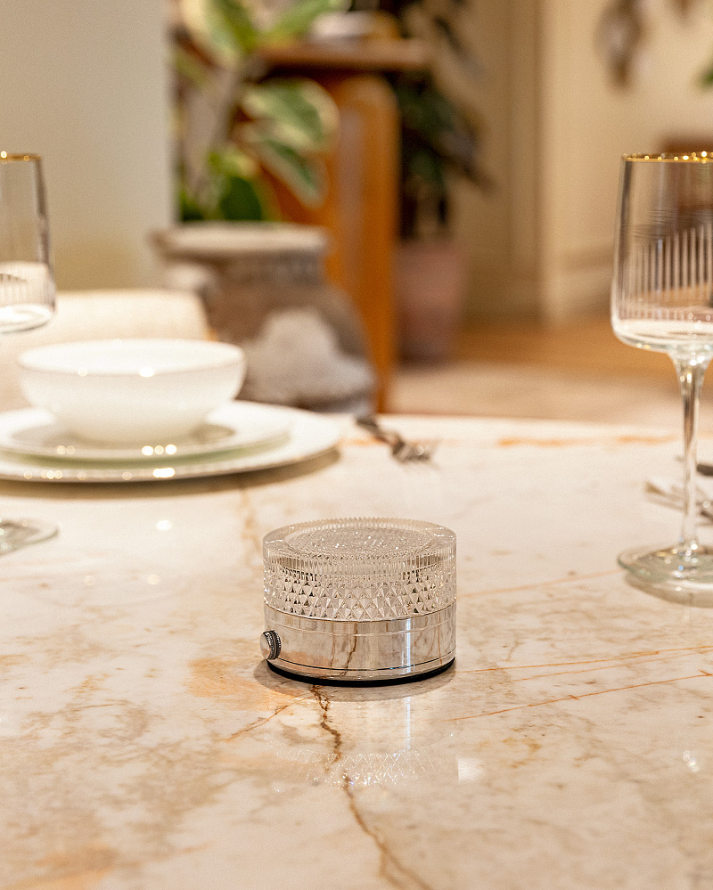 Настольная лампа Claire Touch 10x10x5 см, акрил