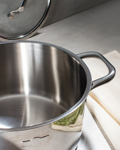 Кастрюля с крышкой Nova 3,4 л - серебристая