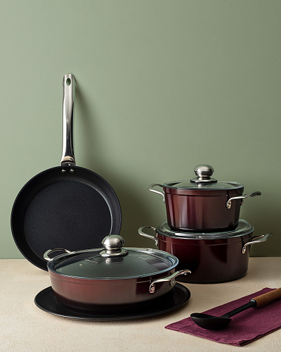 Комплект алюминиевой посуды Titanium 18см, 22см, 26см, 26см - бордовый. 7 предметов.