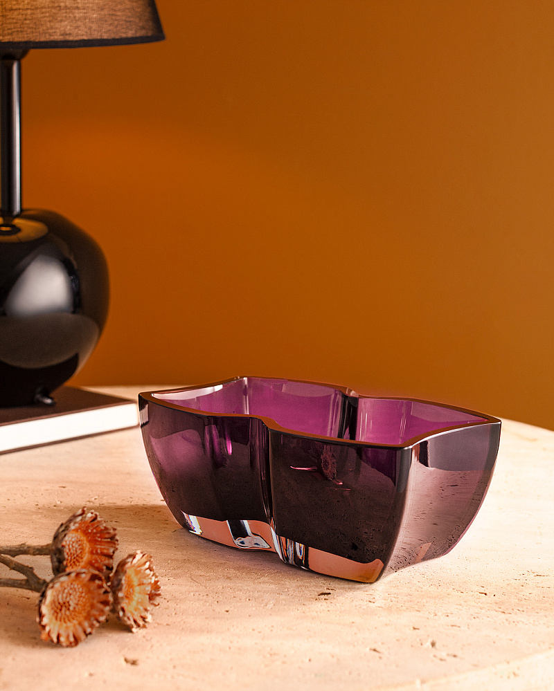 Стеклянная ваза ручной работы Loches 25x10 см. - сливовая