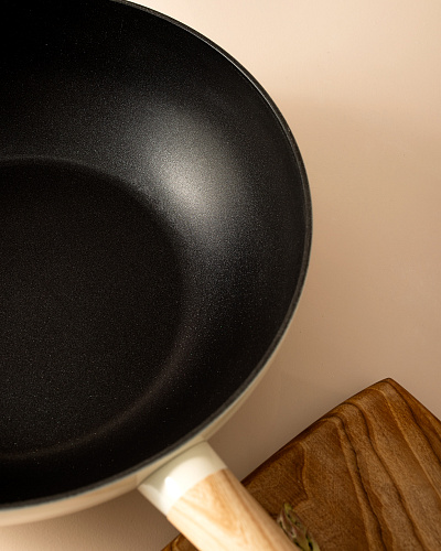 Сковорода Manon Wok с крышкой 30x9 см, алюминий