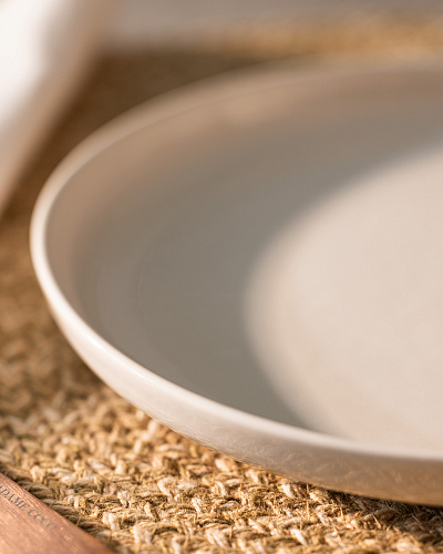 Тарелка Grasse 19 см. - кремовая