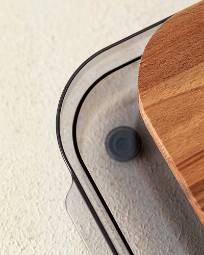 Разделочная доска из дерева Eolya с чашей 24,5x40,2x6 см. 