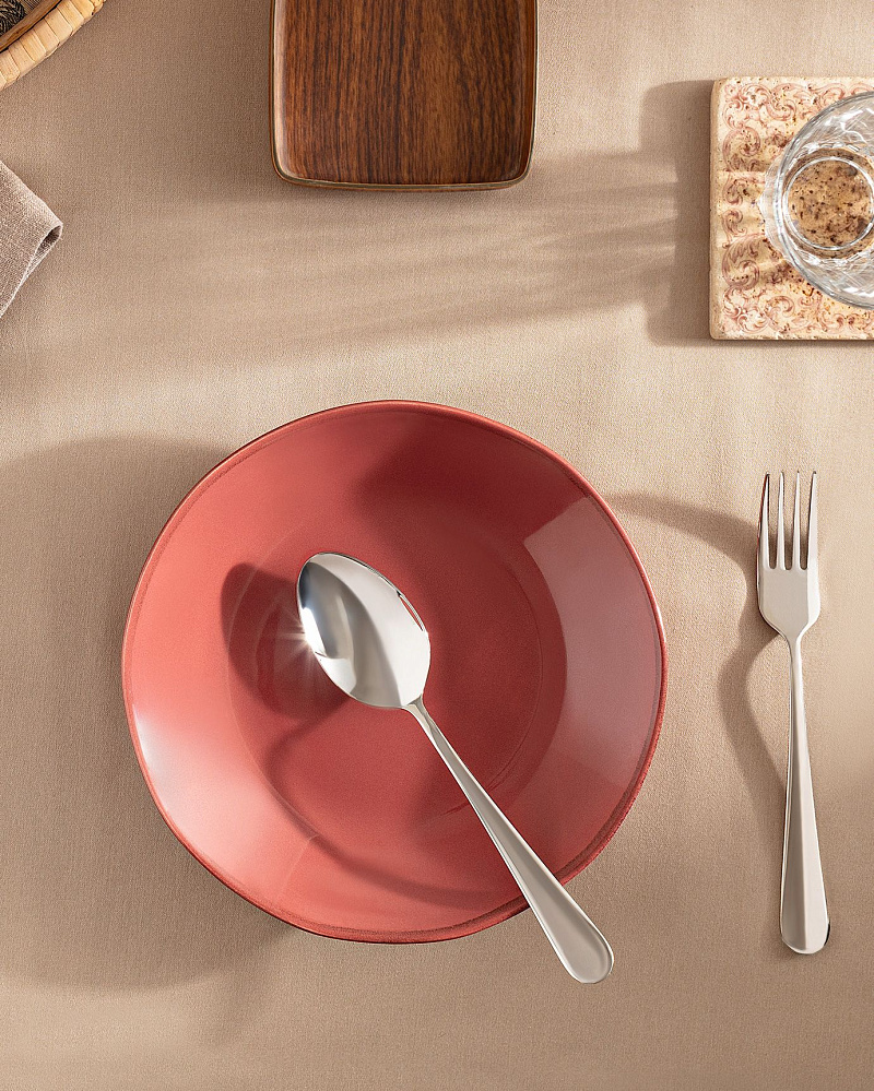 Тарелка фарфоровая Colores 21 см - красная