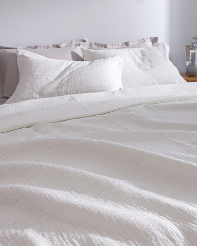 Комплект постельного белья евро Feolette с покрывалом и 2 наволочками 230x240 см