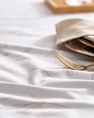 Скатерть Sarthe 160x250 см. - белый / бежевый