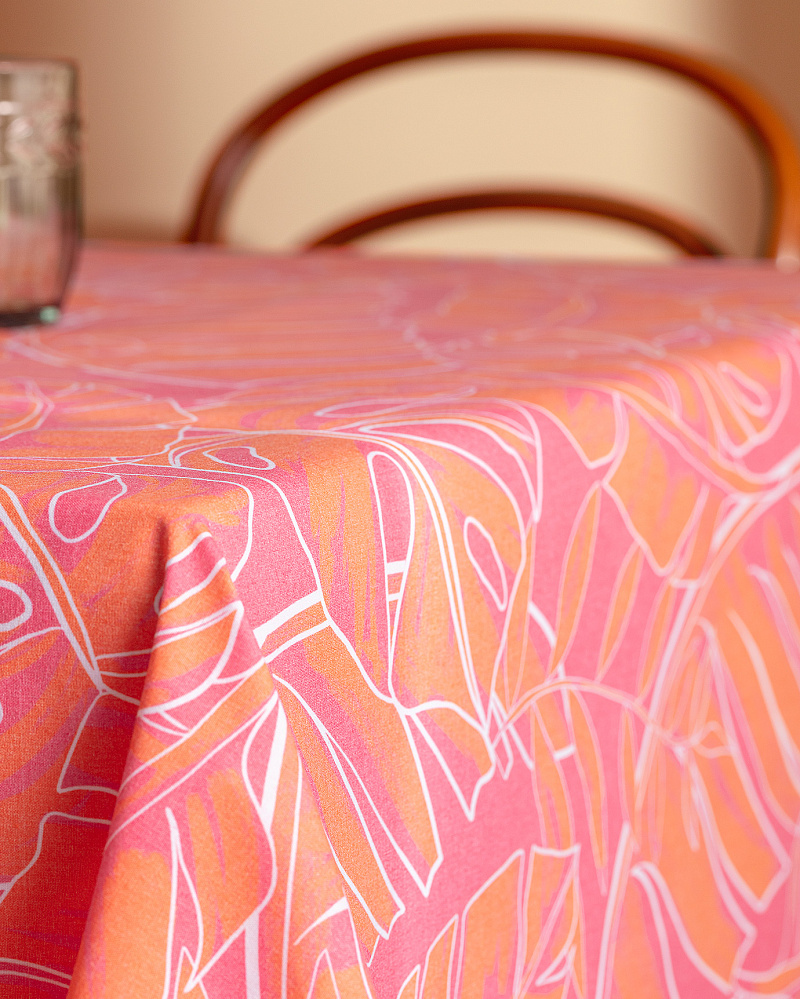 Скатерть Grenoble 160x160 см. - розовая / оранжевая