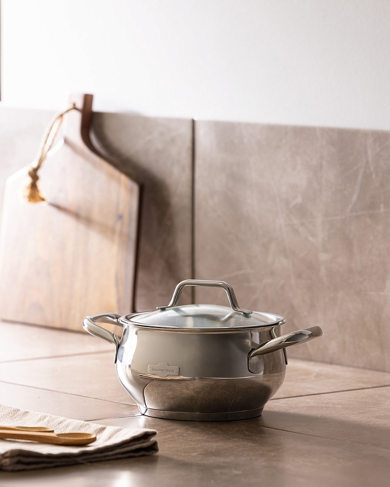 Кастрюля Vera с крышкой глубокая 16 см, нержавеющая сталь