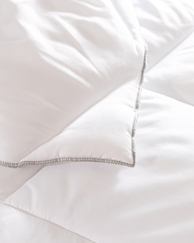 Одеяло Leonce стеганое 155x215 см