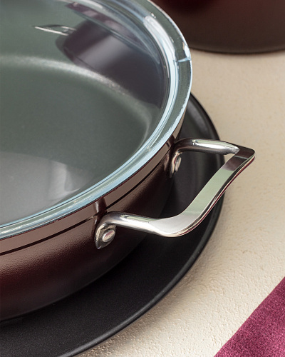 Комплект алюминиевой посуды Titanium 18см, 22см, 26см, 26см - бордовый. 7 предметов.