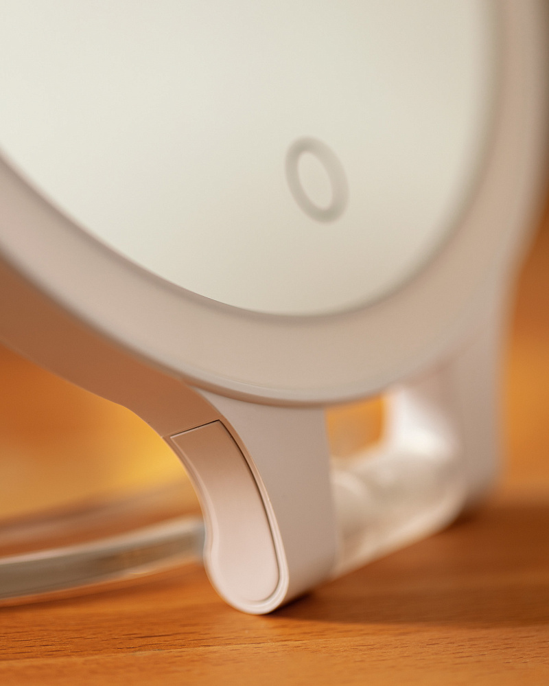 Зеркало Mirin на выдвижной ножке с подсветкой 19,5x21,9x2,7 см, - пластик, стекло