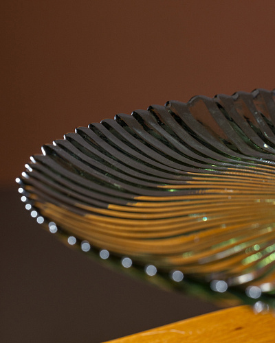 Подставка для торта Soleil на ножке 28x12 см. - зеленая