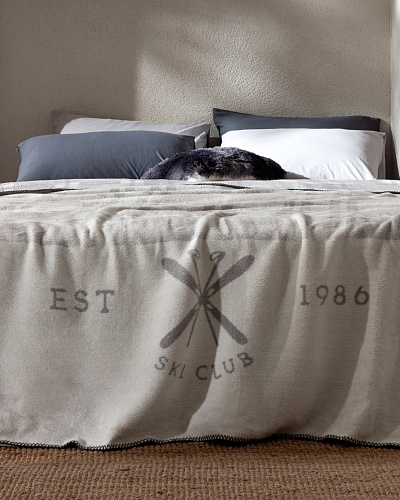 Покрывало полутораспальное Cluny 200x220 см. - серое