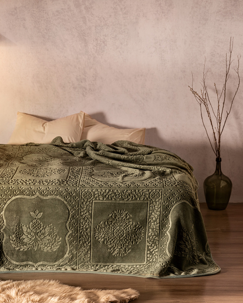 Покрывало двуспальное Rochelle 220x240 см.