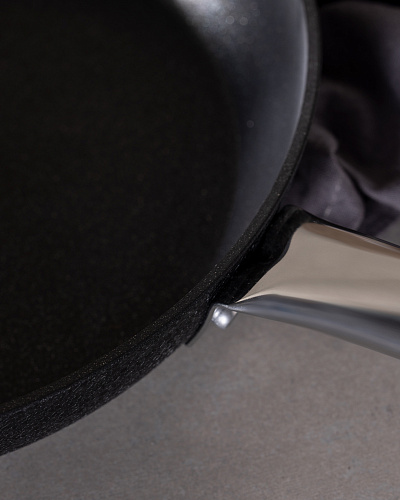 Сковорода Noir Titanium 26 см, титан