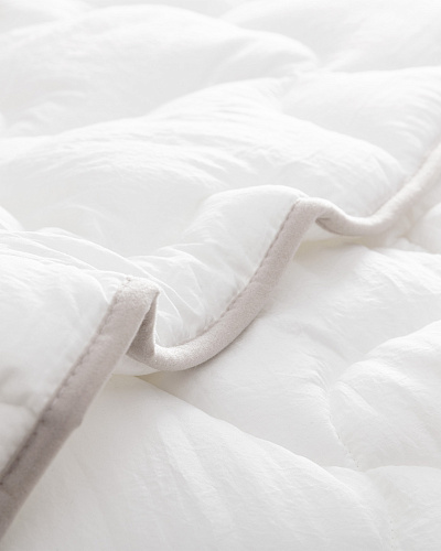 Одеяло Odette стеганое 195x215 см