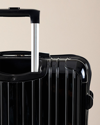 Чемодан Chest L, 3,98 кг. - черный