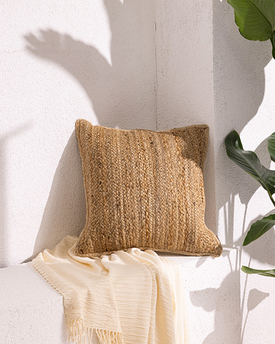 Декоративная наволочка Louvre 50x50 см. - бежевая