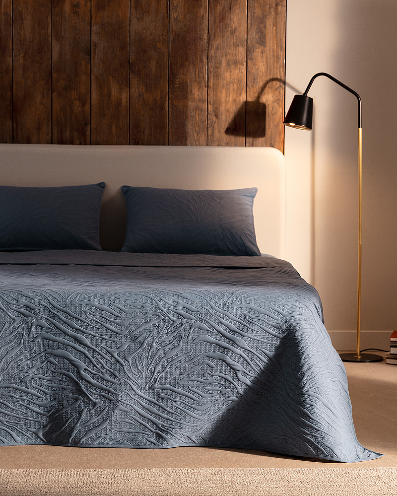 Комплект покрывало + 2 наволочки Cher 250x260 см. - синий