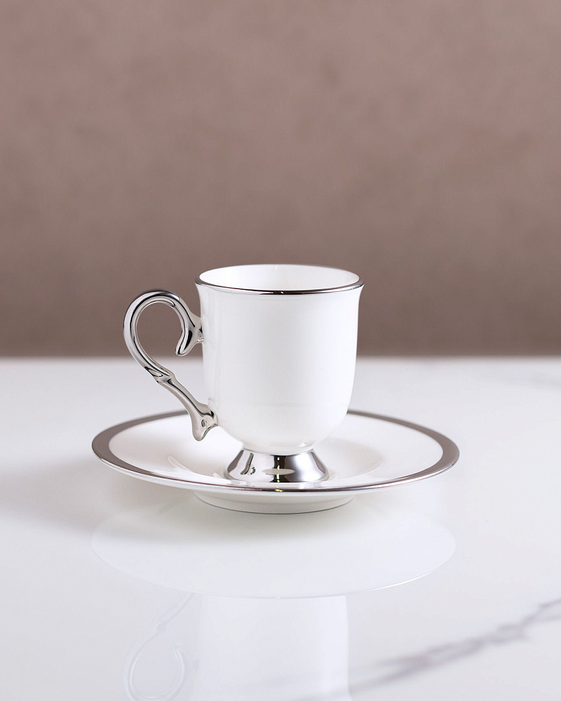 Набор чашек и блюдец Yolande Pecher из 4 шт., 90 мл - серебряный.