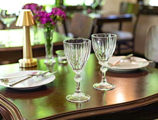 Набор из 4 стеклянных бокалов для вина Voyage 245мл