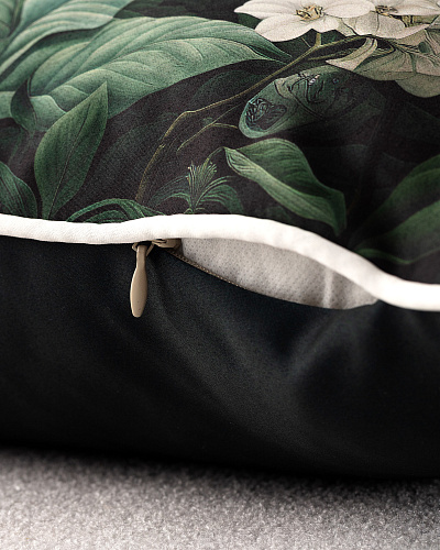 Декоративная наволочка Arlette 30x50 см. - зеленая