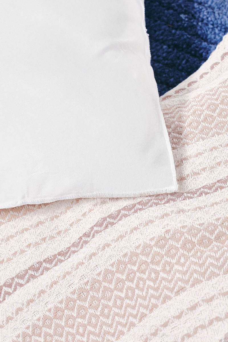 Декоративная подушка Raina 33х50 см