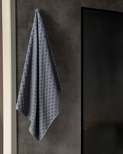 Банное полотенце Polka Dot 70x140 см. - темно-голубое