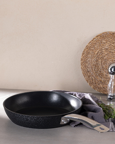 Сковорода Noir Titanium 26 см, титан