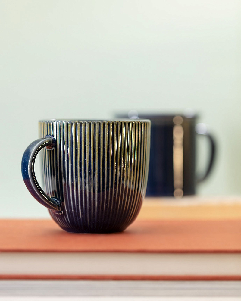 Фарфоровая кружка Mug 250 мл - синяя