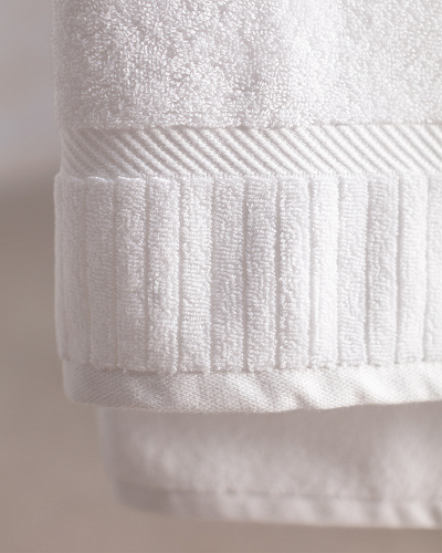 Банное полотенце Piano Armure Hotel Collection 80x150 см. - белое