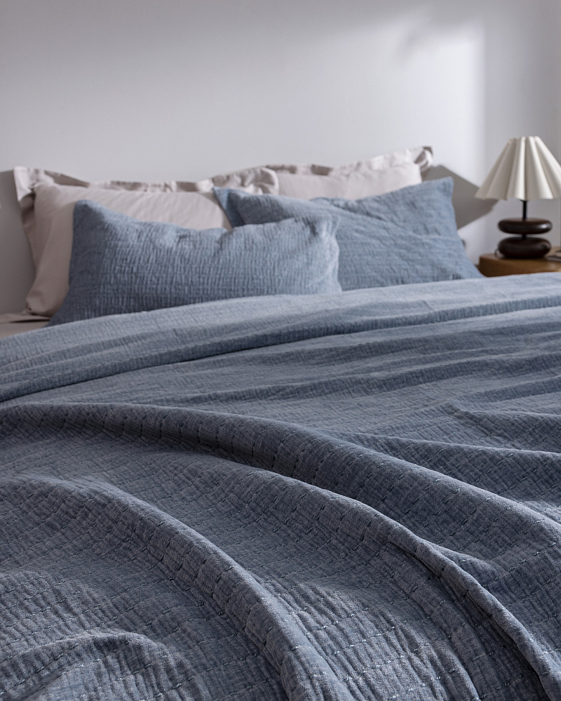 Комплект постельного белья евро Feolette с покрывалом и 2 наволочками 230x240 см