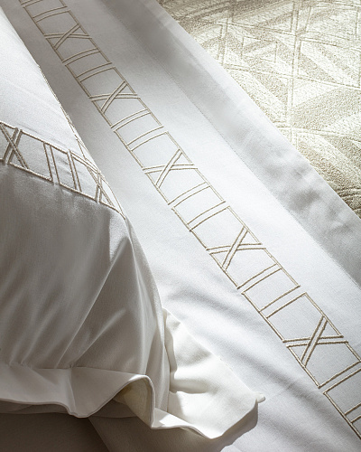 Подарочный комплект постельного белья евро Yvoire с покрывалом и одеялом 260x280 см