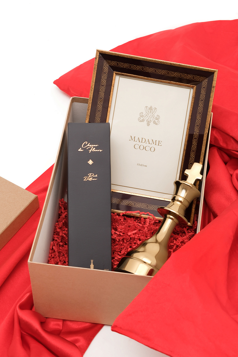 Подарочный набор_1 (статуэтка, фоторамка, диффузор)