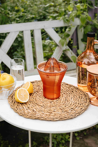 Соковыжиматель Henric, 13.2x13.2x18 см - янтарный