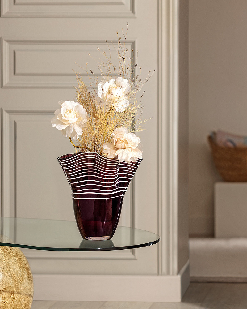 Стеклянная ваза Honfleur ручной работы 32х30 см. - сливово-белая