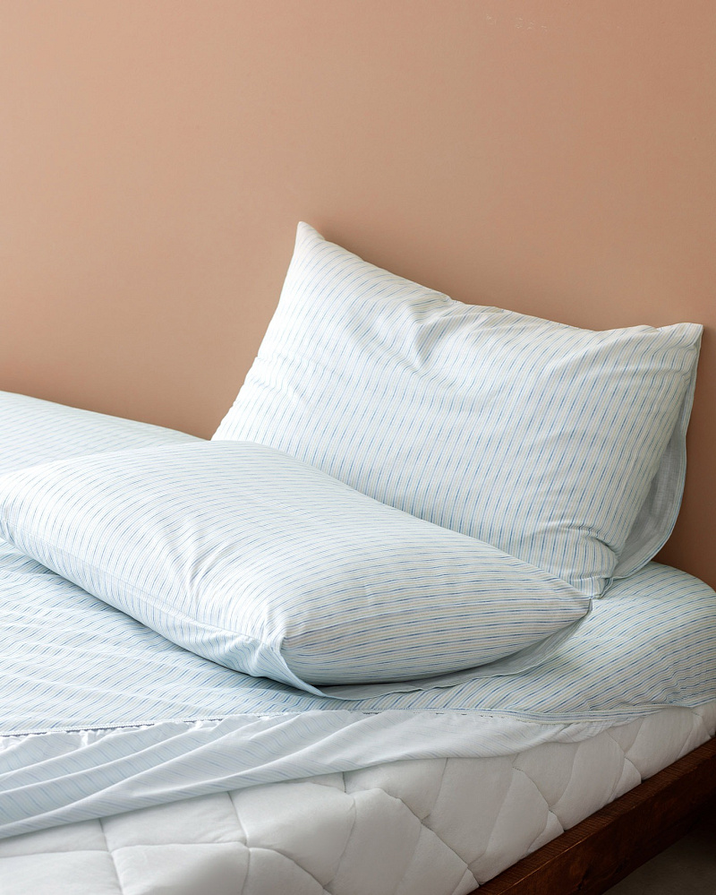 Комплект постельного белья двуспальный Carlo с простыней и 2 наволочками 160x200 см, хлопок