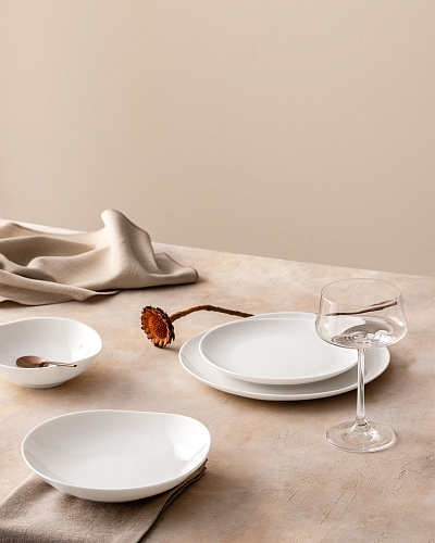 Столовый сервиз Bormio из 24 предметов, фарфор