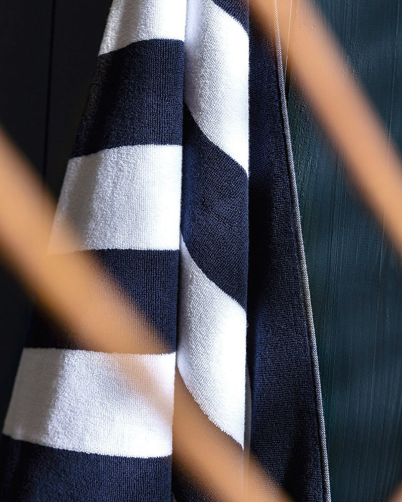 Пляжное полотенце Hecto 80x160см - белое/темно-синее