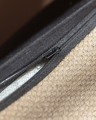 Декоративная наволочка Eze 45x45 см, - черная