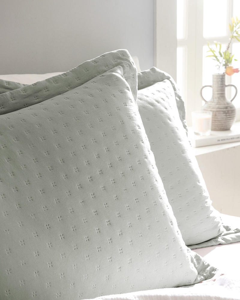 Комплект покрывало + 2 наволочки Rennes 250x260 см