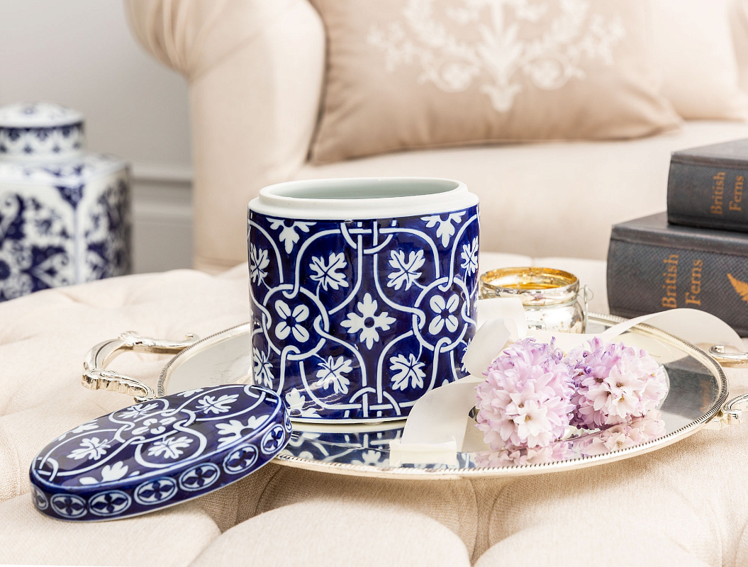 Ваза с крышкой Strazburg Blanc 15x10x15 см. 