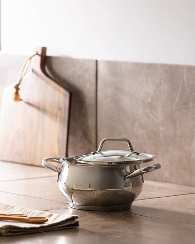 Кастрюля Vera с крышкой глубокая 16 см, нержавеющая сталь