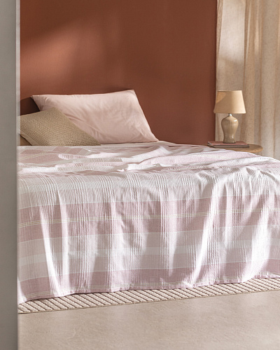 Покрывало полутораспальное Henri 200x220 см. - розовое