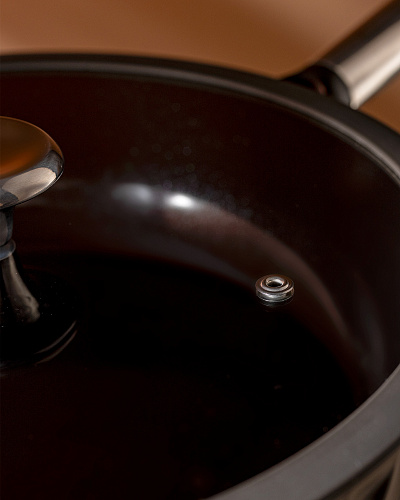 Сковорода Freya с крышкой 28x7 см, - алюминий