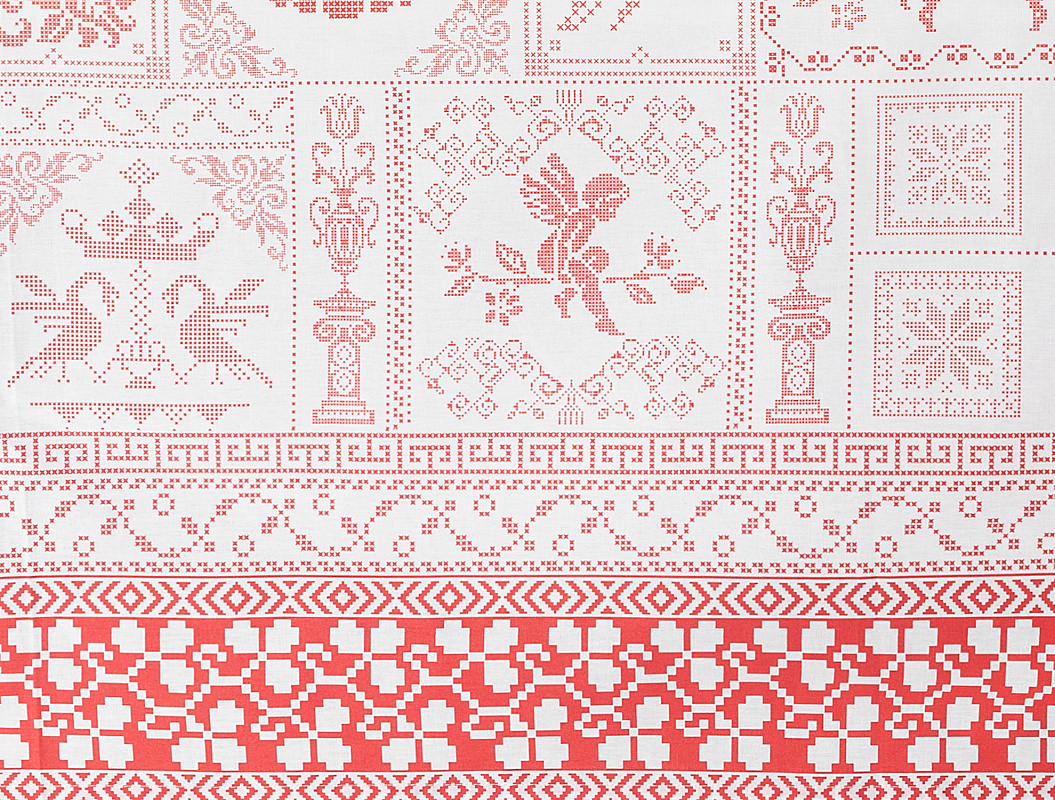 Скатерть Lirije 160x160 см. - красная / белая