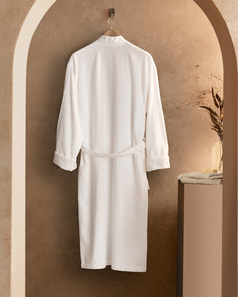 Мужской халат Nicola S-М р. - белый