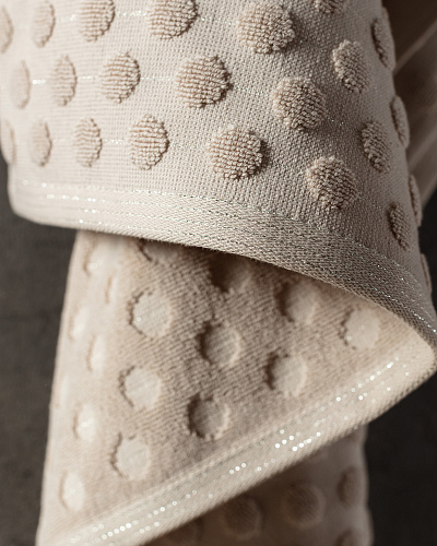 Банное полотенце Polka Dot 70x140 см. - бежевое