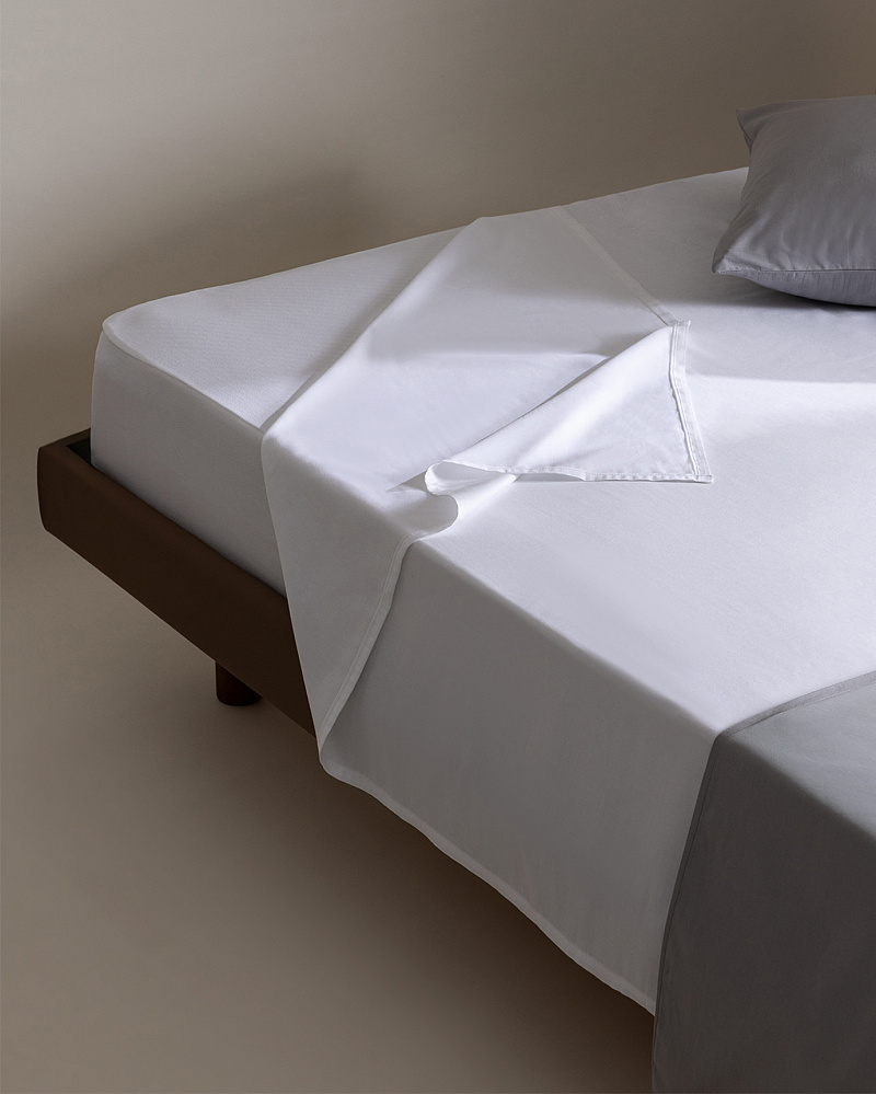 Простыня двуспальная Sibyla Hotel Collection 240260 см, хлопок