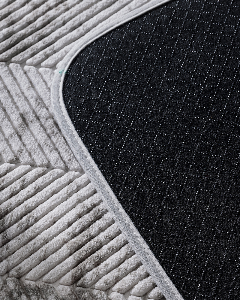 Комплект ковриков для ванной Eze из 2 шт., 60x100 см и
50x60 см. - полиэстер